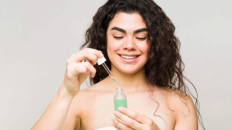 חומצה לורונית